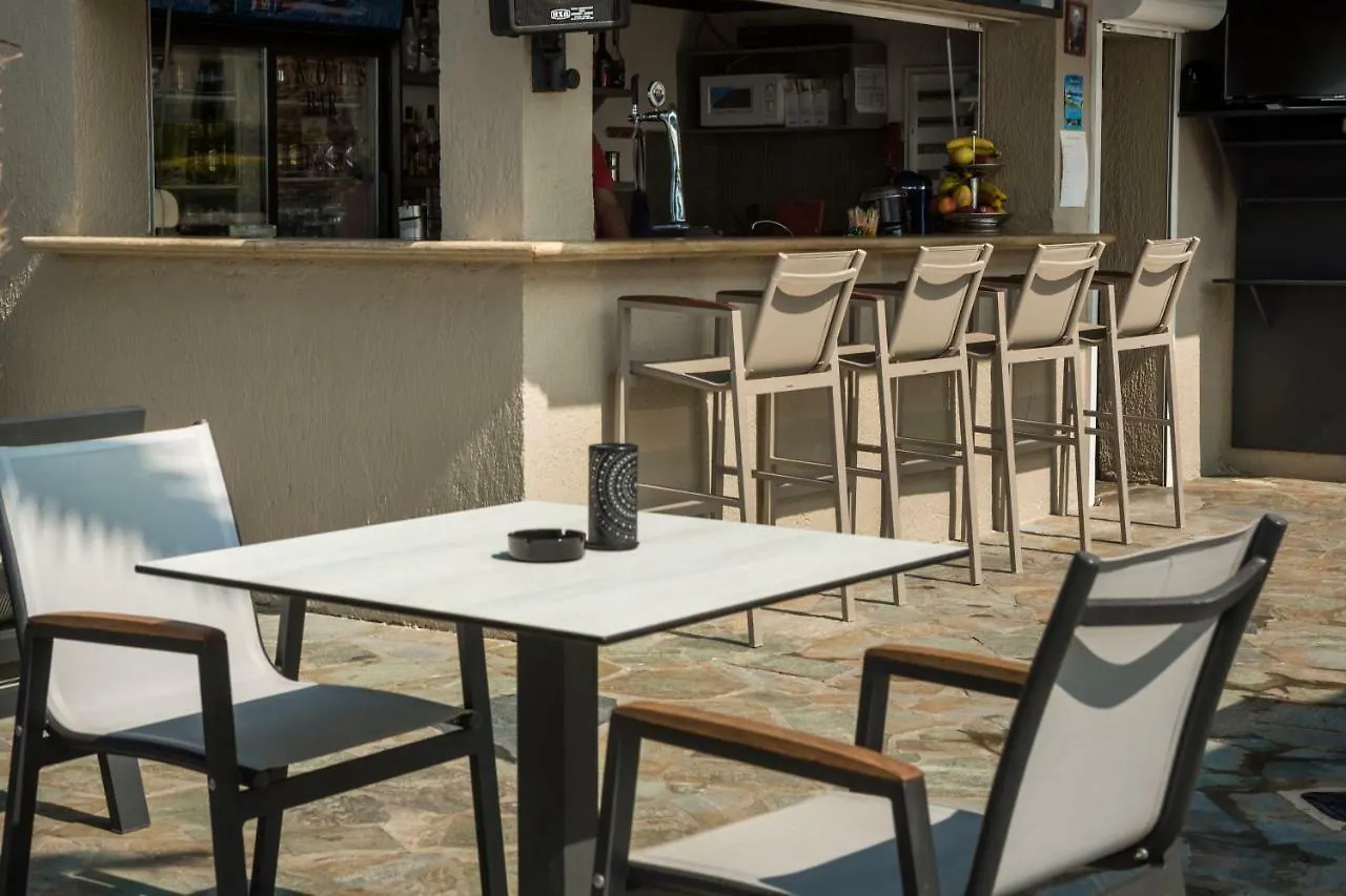 Vlachata Antonia Hotel